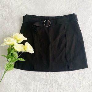 Black Miniskirt With Belt